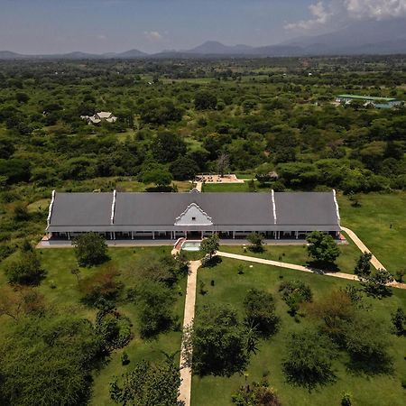 Kili Seasons Hotel Arusha Extérieur photo